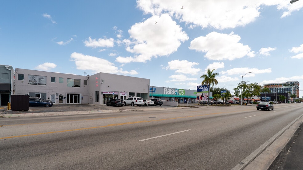 1833-1847 NW 20th St, Miami, FL for lease - Building Photo - Image 2 of 6