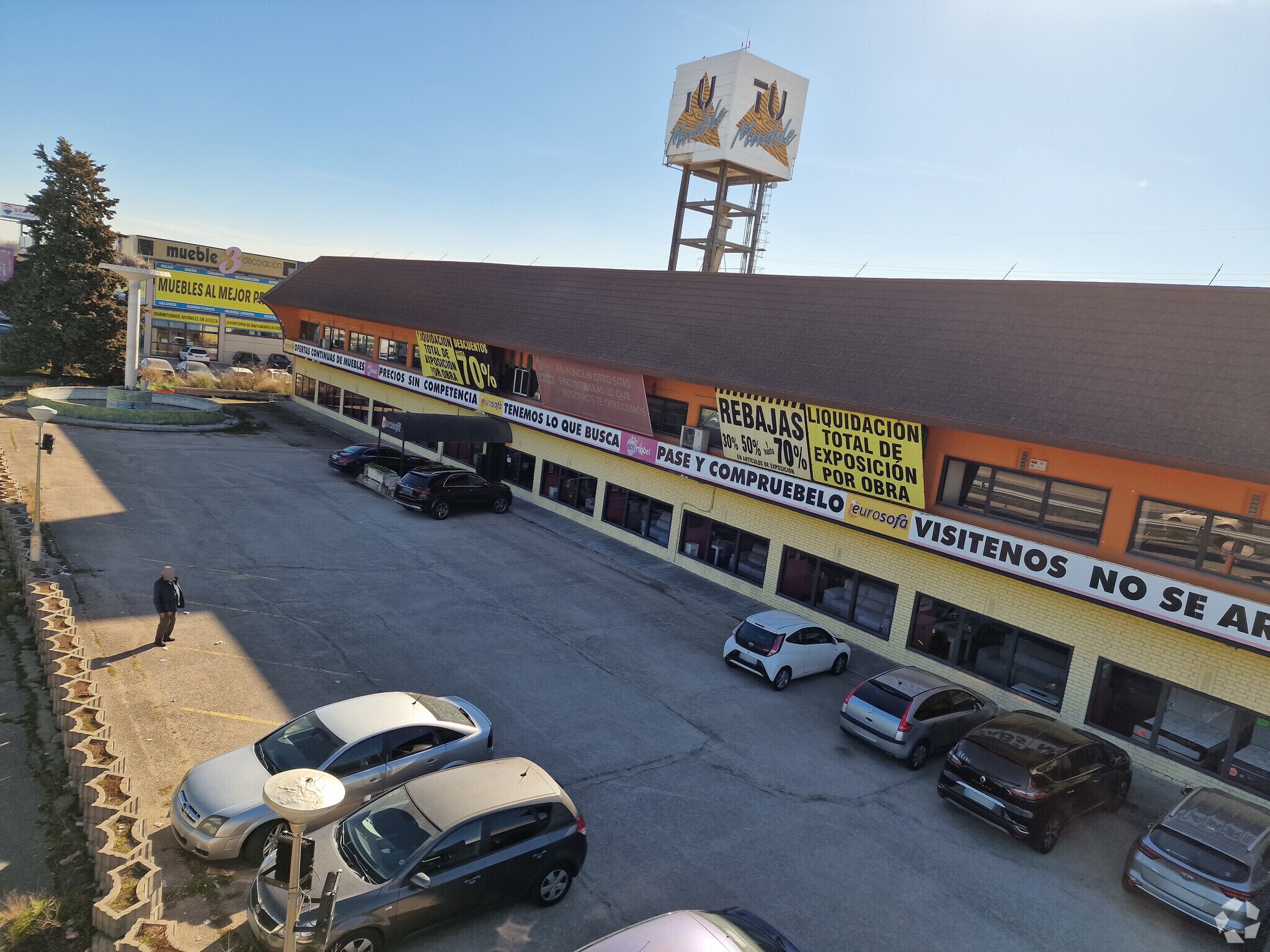  in Móstoles, Madrid for sale Primary Photo- Image 1 of 1