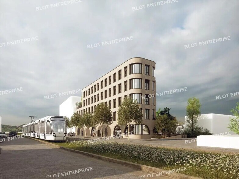 Office in Nantes for lease - Building Photo - Image 3 of 8