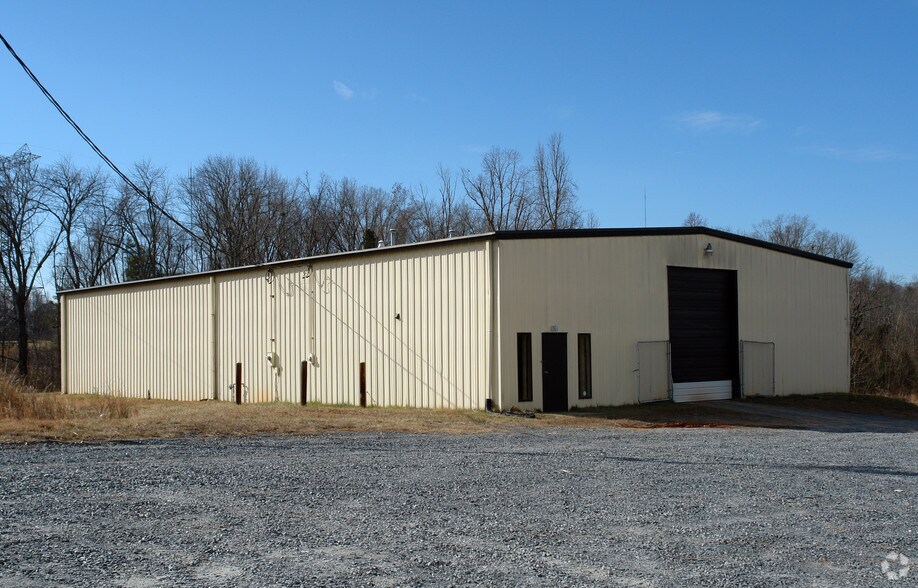 10553-3 Randleman Dr, Randleman, NC for sale - Primary Photo - Image 1 of 1