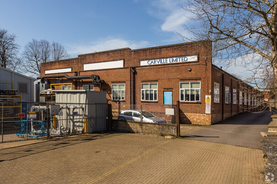 Station Rd, Dorking for sale - Primary Photo - Image 1 of 1