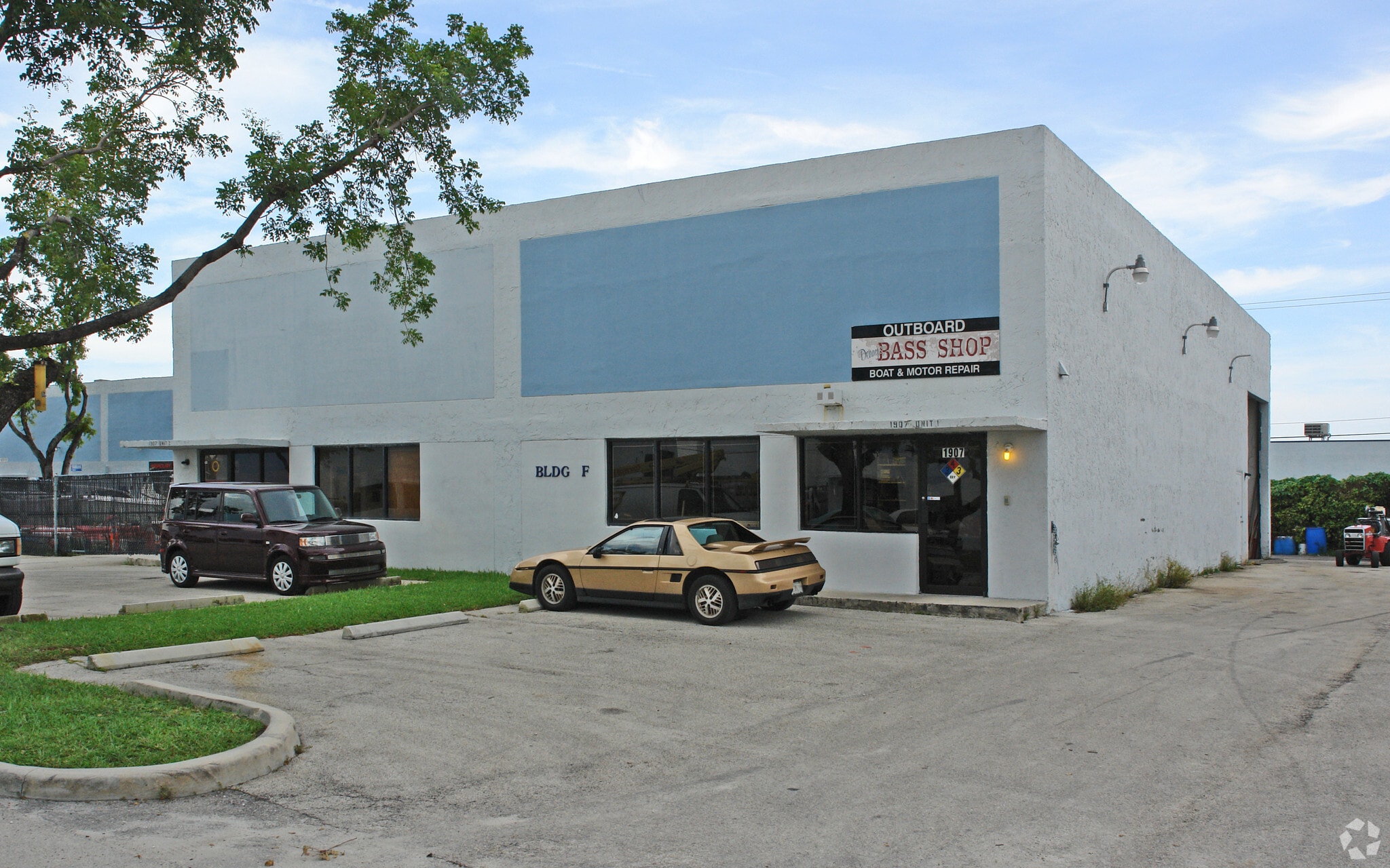 1907 NW 18th St, Pompano Beach, FL for lease Primary Photo- Image 1 of 3
