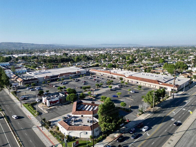 1001-1075 N Grand Ave, Covina, CA for lease - Building Photo - Image 1 of 4