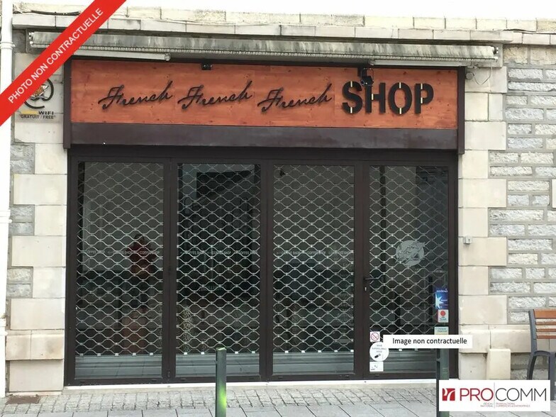 Retail in Vincennes for sale - Building Photo - Image 1 of 3