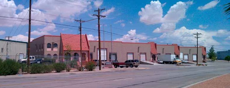8801-8811 Castner Dr, El Paso, TX for lease Primary Photo- Image 1 of 10
