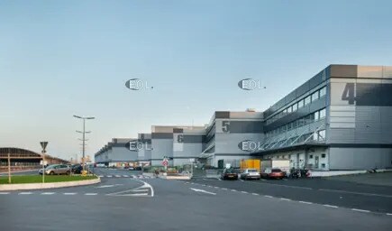 Office in Pantin for lease - Building Photo - Image 2 of 2