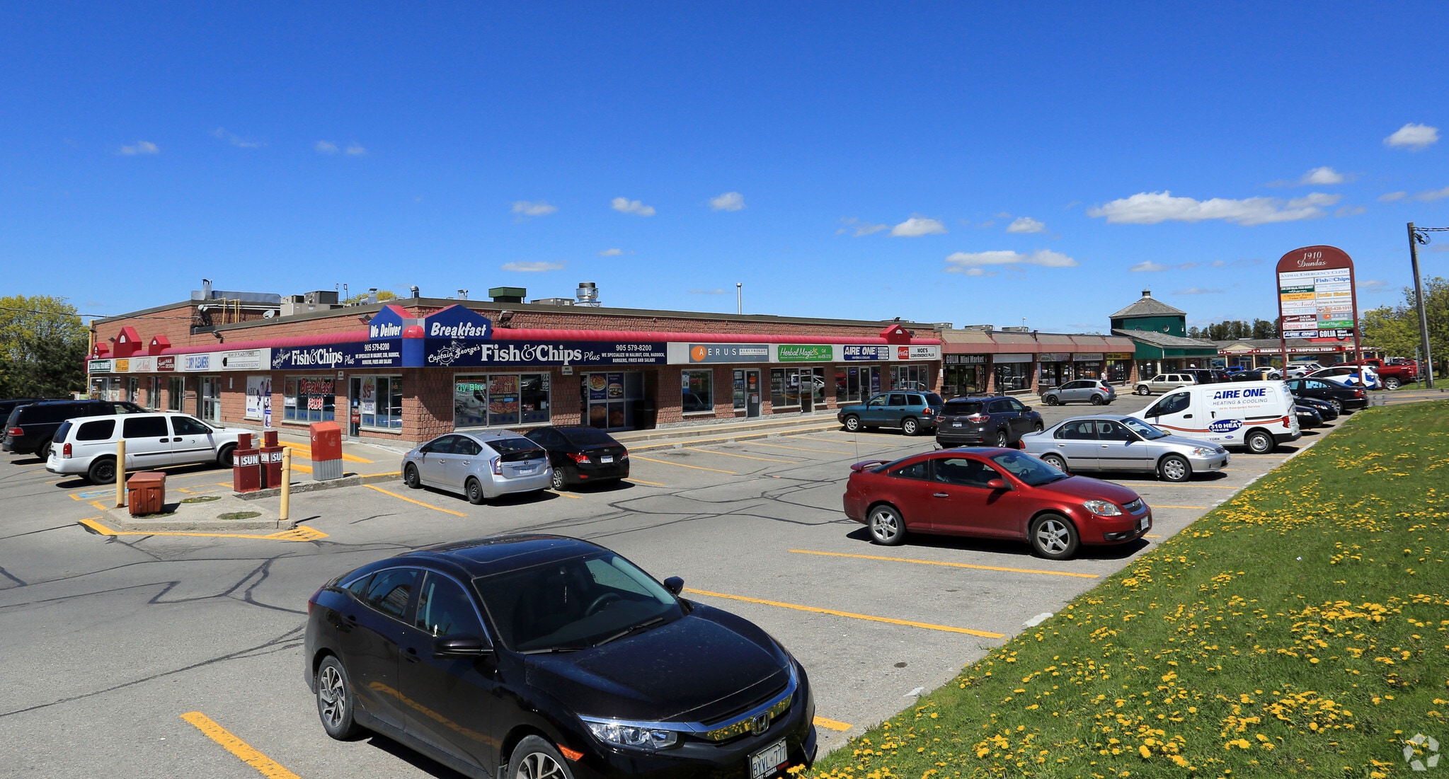 1910 Dundas St E, Whitby, ON for sale Primary Photo- Image 1 of 1