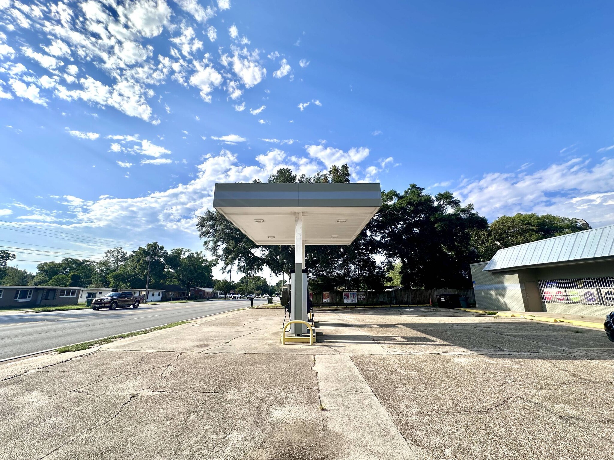 1900 W St, Pensacola, FL for sale Building Photo- Image 1 of 13