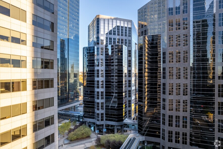 250 2nd St SW, Calgary, AB for lease - Building Photo - Image 3 of 11