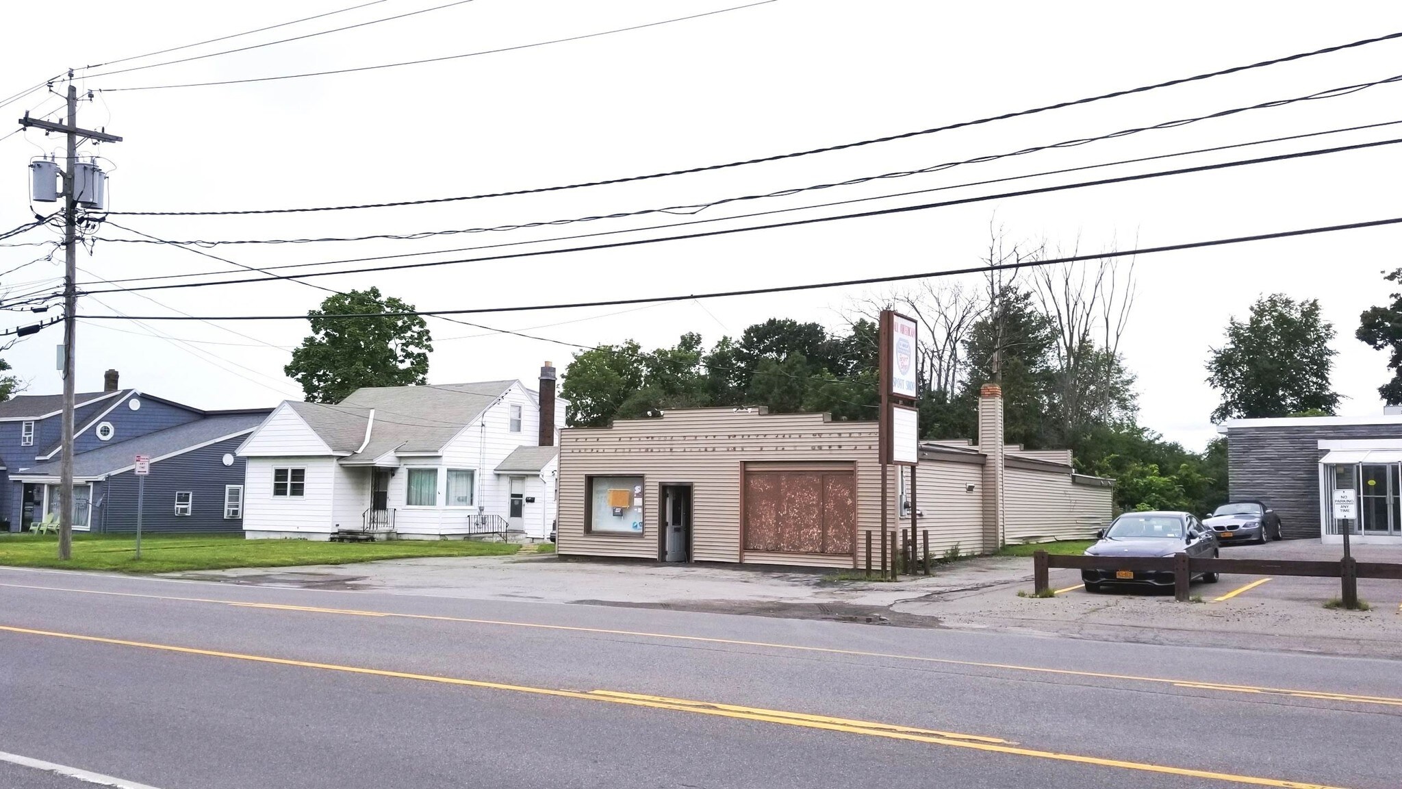 1716-1718 Burrstone Rd, New Hartford, NY for sale Building Photo- Image 1 of 1