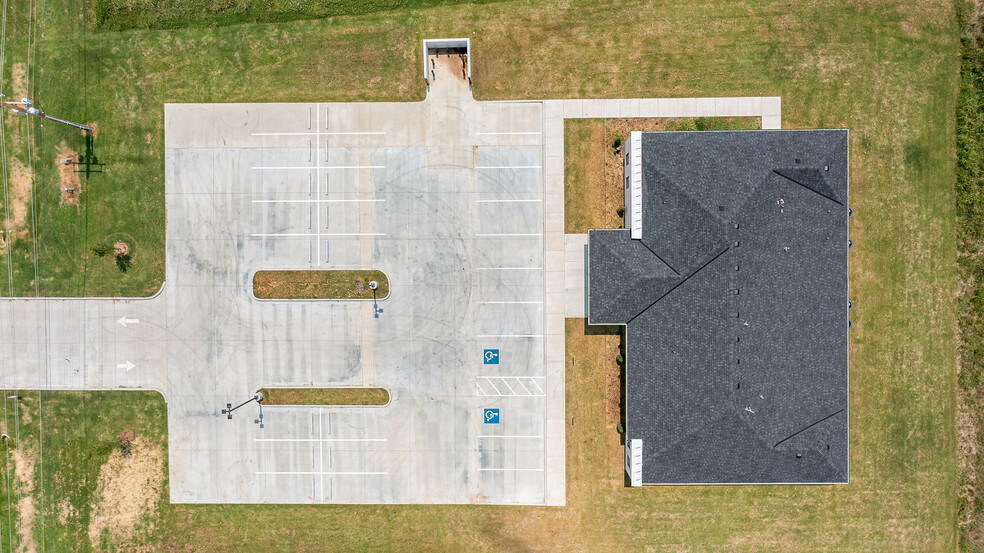 1073 NE Washington Blvd, Bartlesville, OK for lease - Aerial - Image 3 of 10