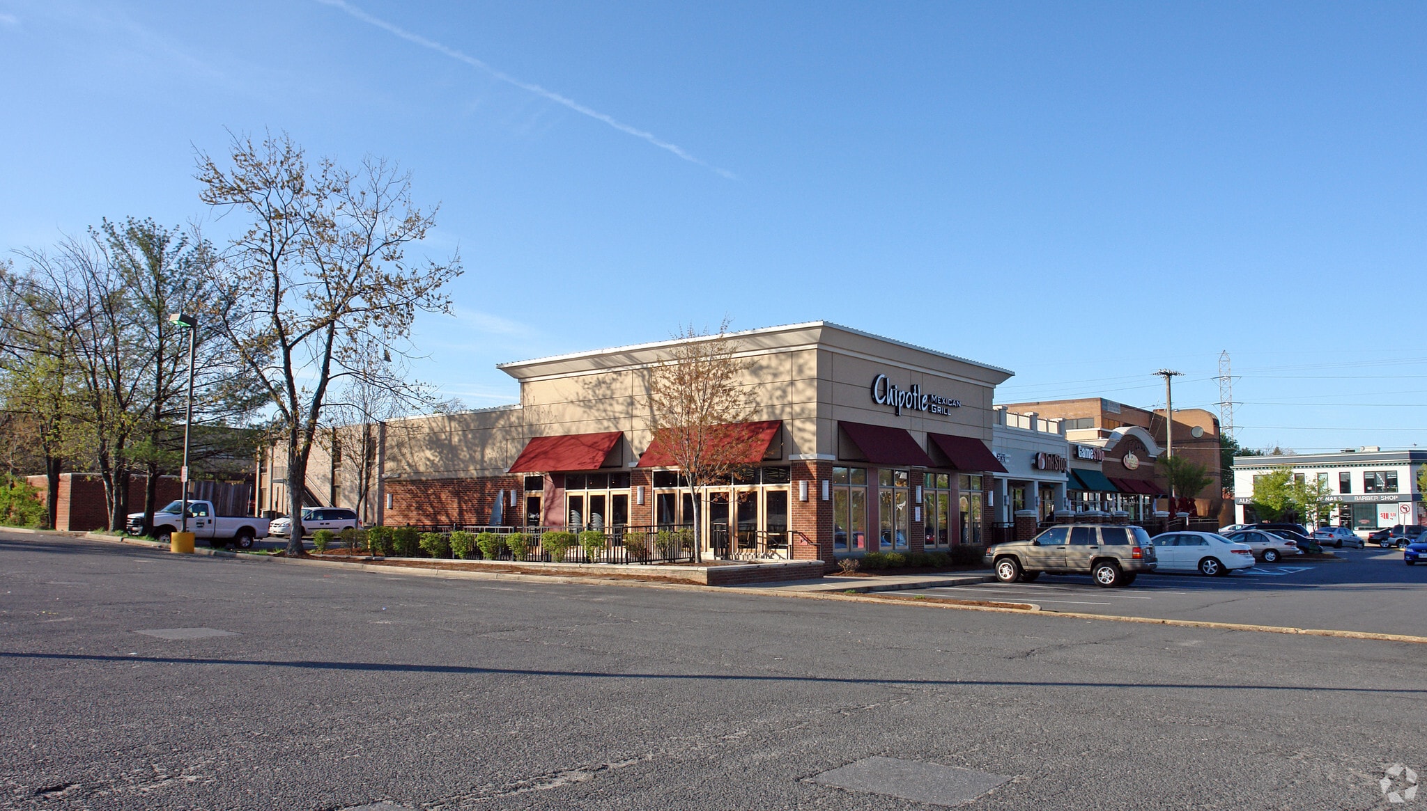 201-213 Maple Ave E, Vienna, VA for sale Building Photo- Image 1 of 1