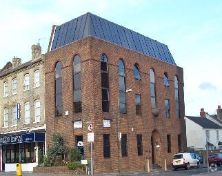 930 High Rd, London for sale - Primary Photo - Image 1 of 1