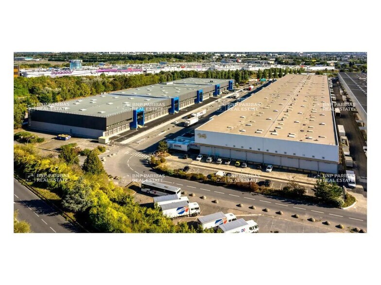 Flex in Aulnay-sous-Bois for lease - Building Photo - Image 1 of 3