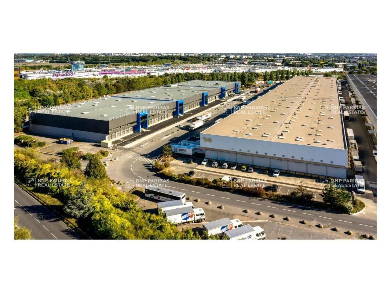 Flex in Aulnay-sous-Bois for lease Building Photo- Image 1 of 4