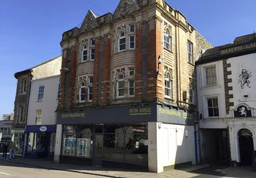 27 Market Pl, Penzance, TR18 2JD