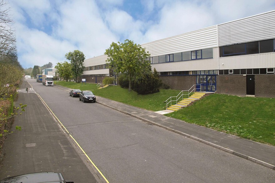 Telford Rd, Basingstoke for lease - Building Photo - Image 1 of 2