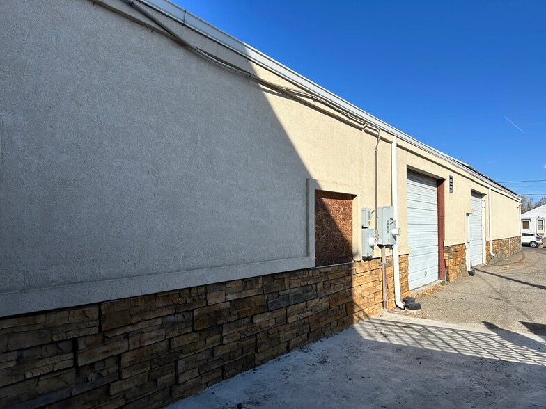 3455 S Eliot St, Sheridan, CO for lease - Building Photo - Image 2 of 8