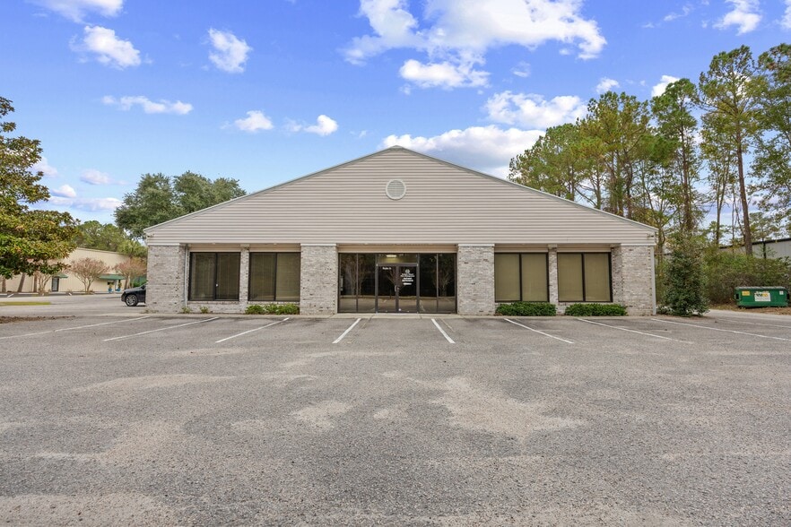 313 Commerce Dr, Pawleys Island, SC for lease - Building Photo - Image 1 of 11