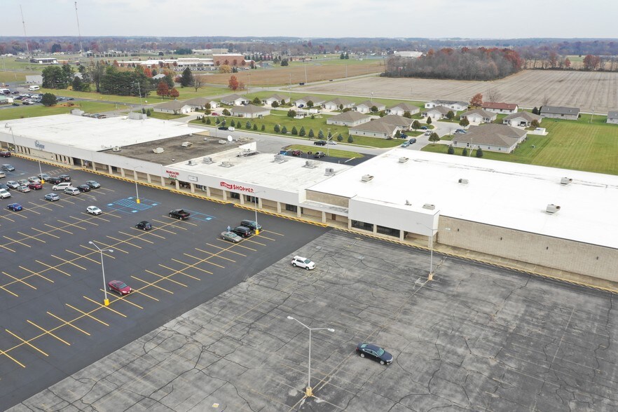 1555-1643 S Harrison Plz, Bluffton, IN for sale - Building Photo - Image 1 of 1