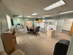 61 N Main St, Branford, CT for lease Interior Photo- Image 1 of 5