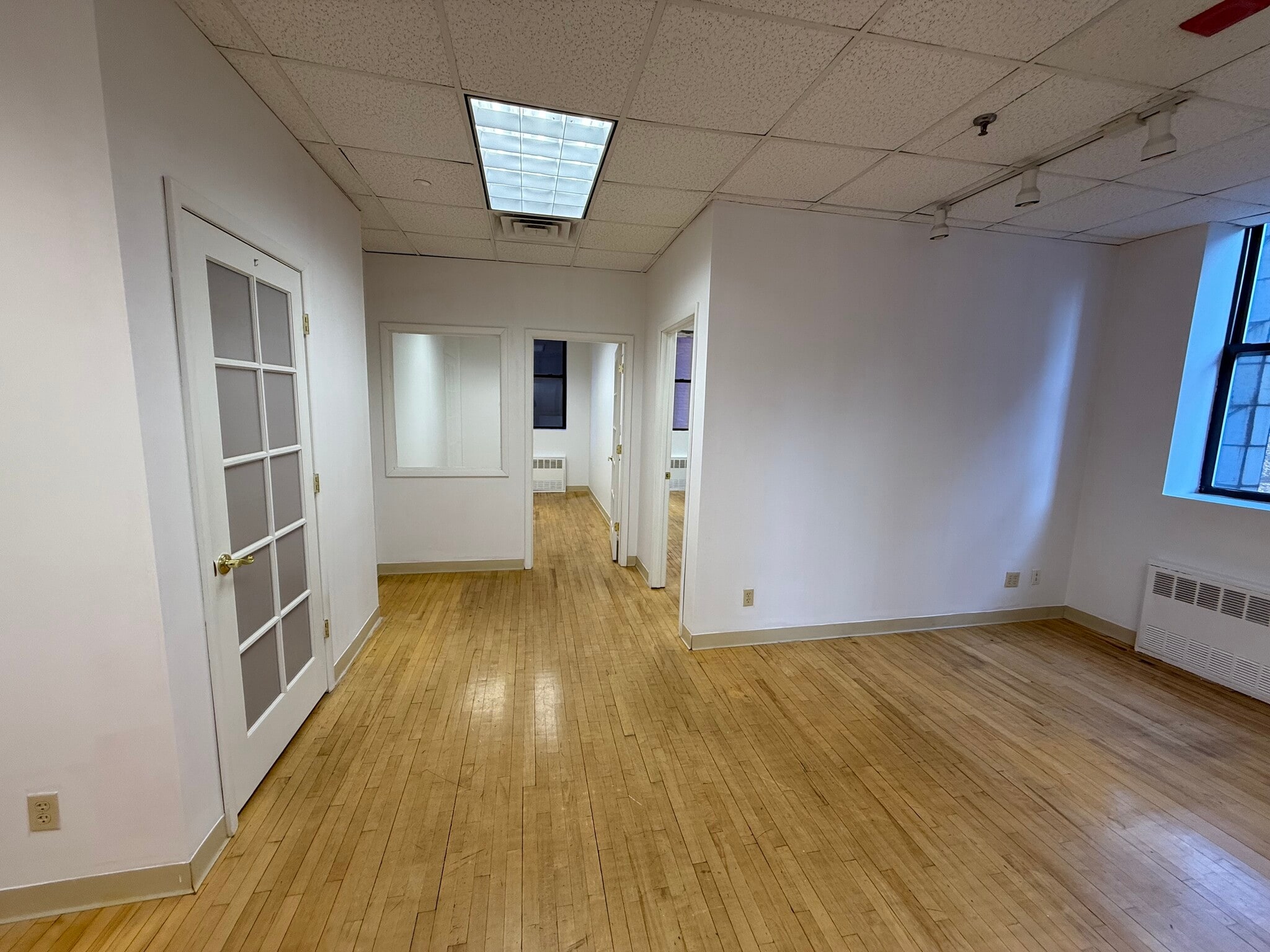 928 Broadway, New York, NY for lease Interior Photo- Image 1 of 3