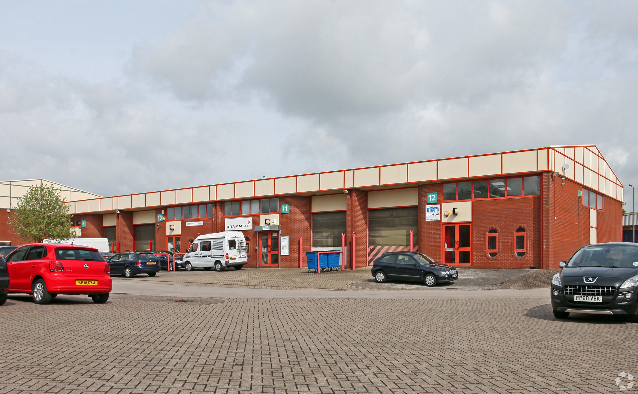 9-12 Canons Rd, Milton Keynes for lease Primary Photo- Image 1 of 14