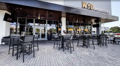 8700 NW 36th St, Miami, FL for lease Interior Photo- Image 2 of 5