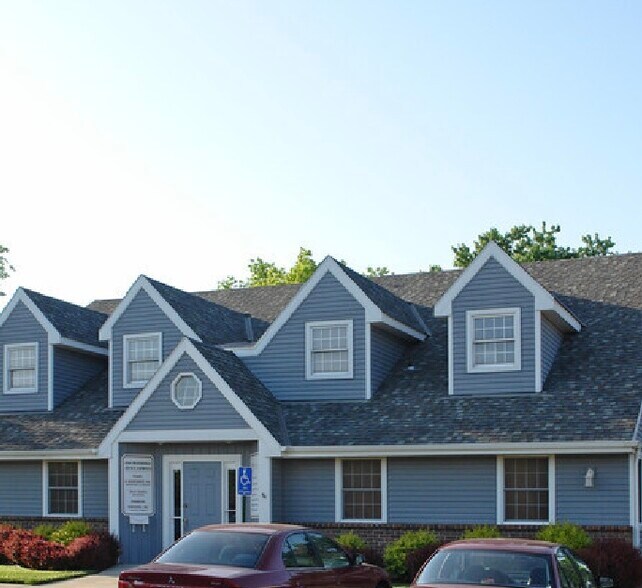 35003502 Westridge Dr, Lawrence, KS 66049