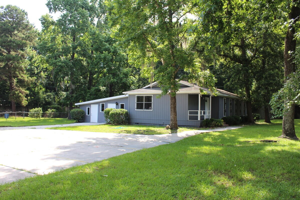 101 Tall Pines Rd, Ladson, SC 29456