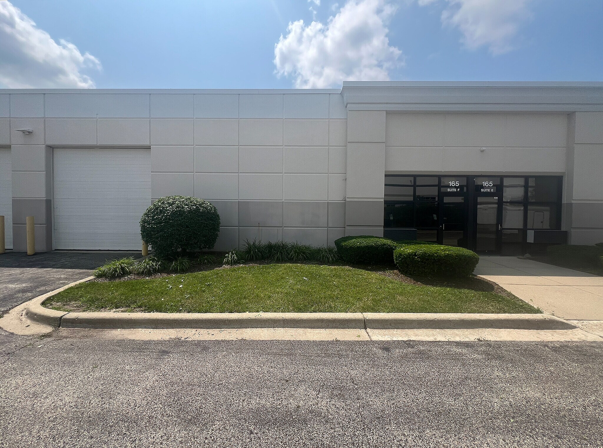 165 Prairie Lake Rd, East Dundee, IL for sale Building Photo- Image 1 of 1