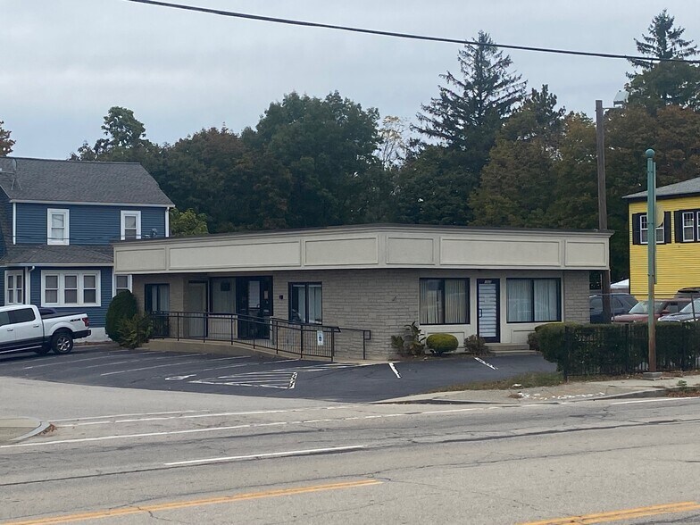 1923 Post Rd, Warwick, RI 02886 Office for Sale