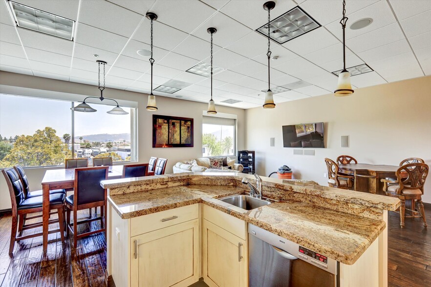 250 S Pacific St, San Marcos, CA for sale - Building Photo - Image 1 of 42