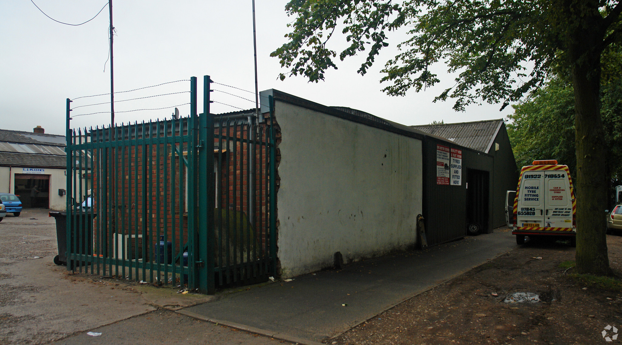 Field Rd, Bloxwich for sale Primary Photo- Image 1 of 1