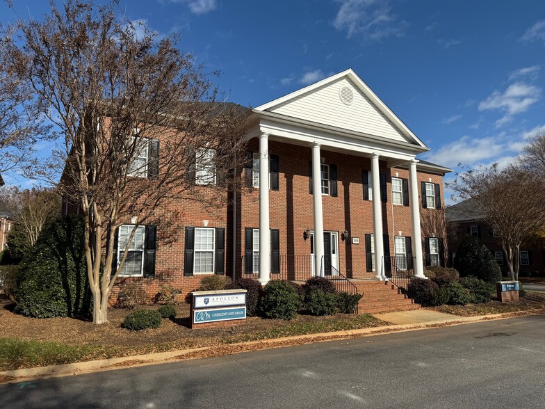 3515 Pelham Rd, Greenville, SC for lease - Building Photo - Image 1 of 1