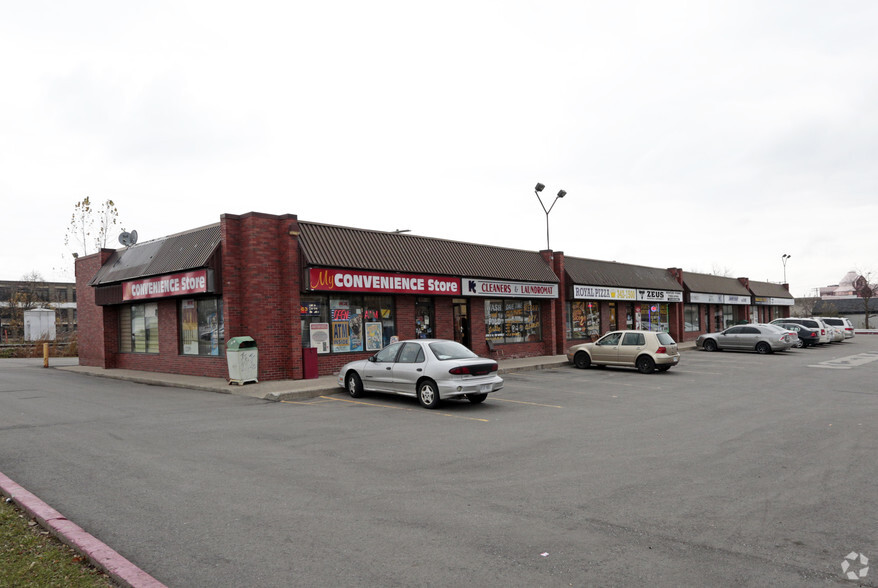 280 Victoria St N, Kitchener, ON for sale - Primary Photo - Image 1 of 1