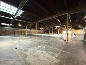 1661 W Hill St, Louisville, KY for sale Interior Photo- Image 2 of 8