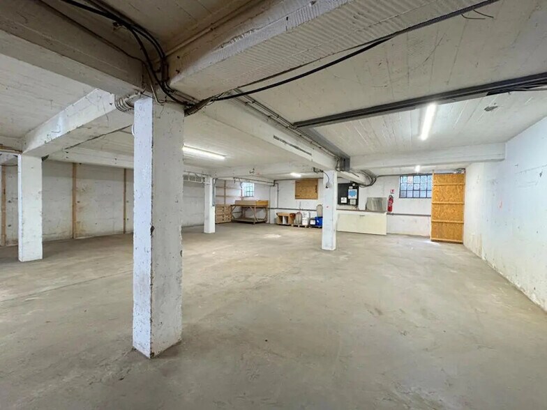 Industrial in Illkirch-Graffenstaden for lease - Interior Photo - Image 3 of 8