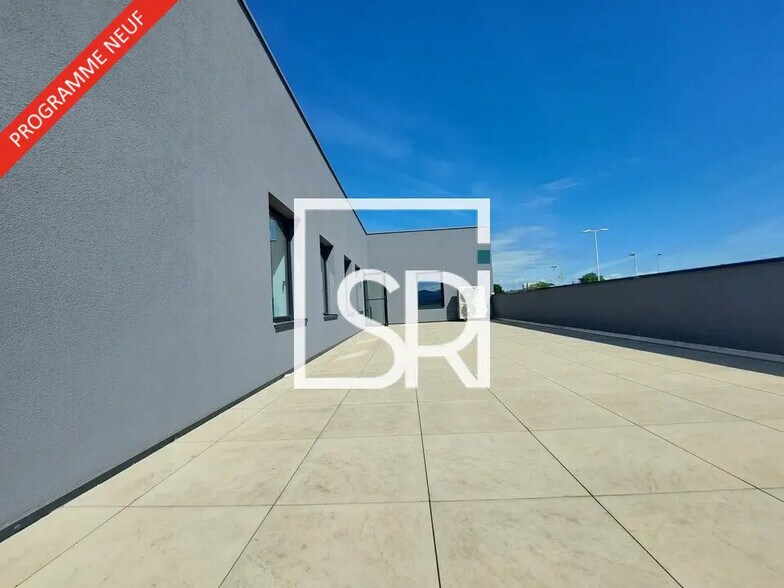 Office in Cournon-d'Auvergne for lease - Building Photo - Image 2 of 10