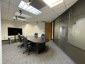 2400 N Central Ave, Phoenix, AZ for lease Interior Photo- Image 2 of 9