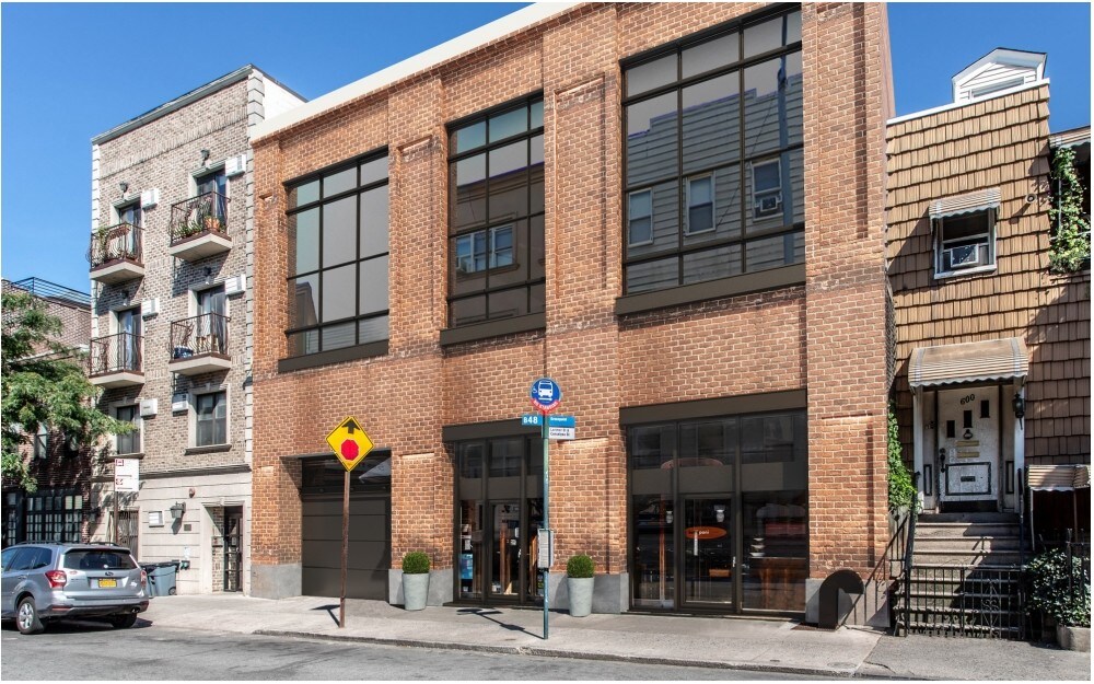 602 Lorimer St, Brooklyn, NY for sale Building Photo- Image 1 of 1