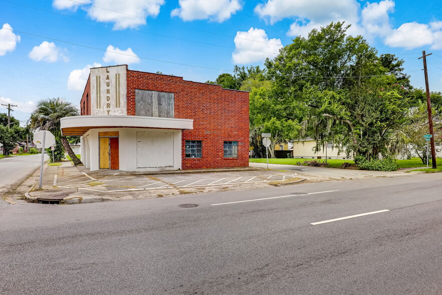 1401 Paulsen St, Savannah, GA for sale - Building Photo - Image 1 of 1