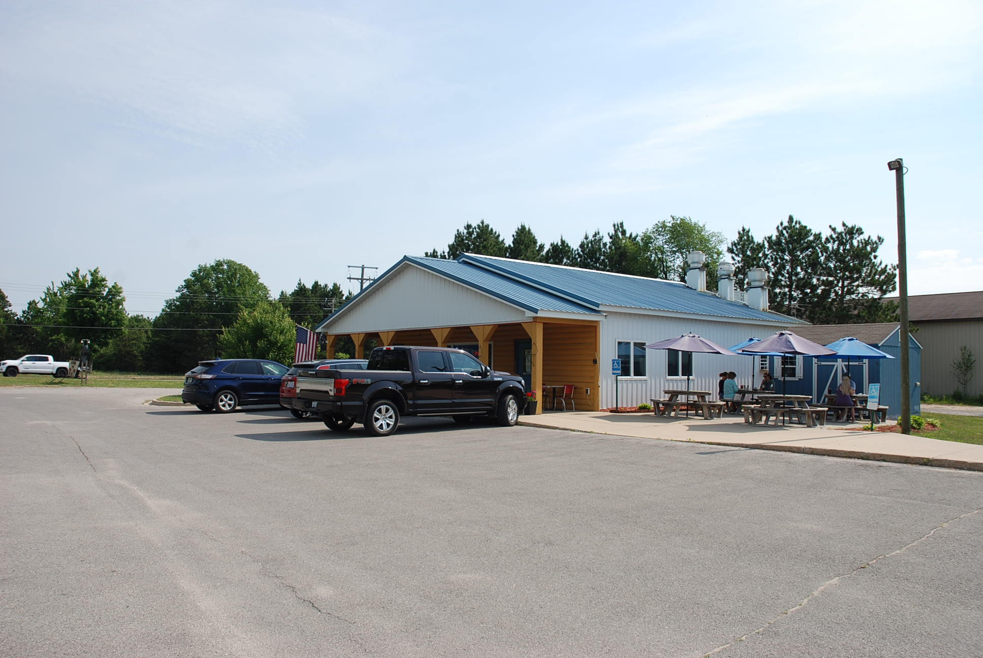 11303 US-31, Interlochen, MI for sale Building Photo- Image 1 of 1