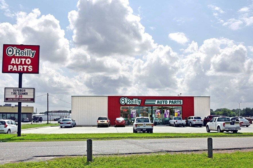 1501 E Main St, Alice, TX 78332