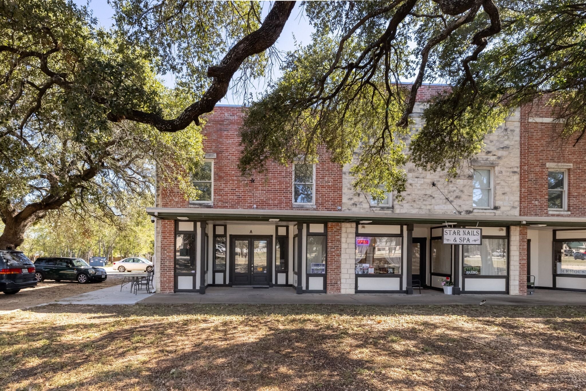 805 N Main St, Salado, TX for lease Building Photo- Image 1 of 17