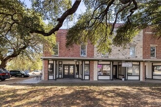 805 N Main St, Salado, TX for lease Building Photo- Image 1 of 17