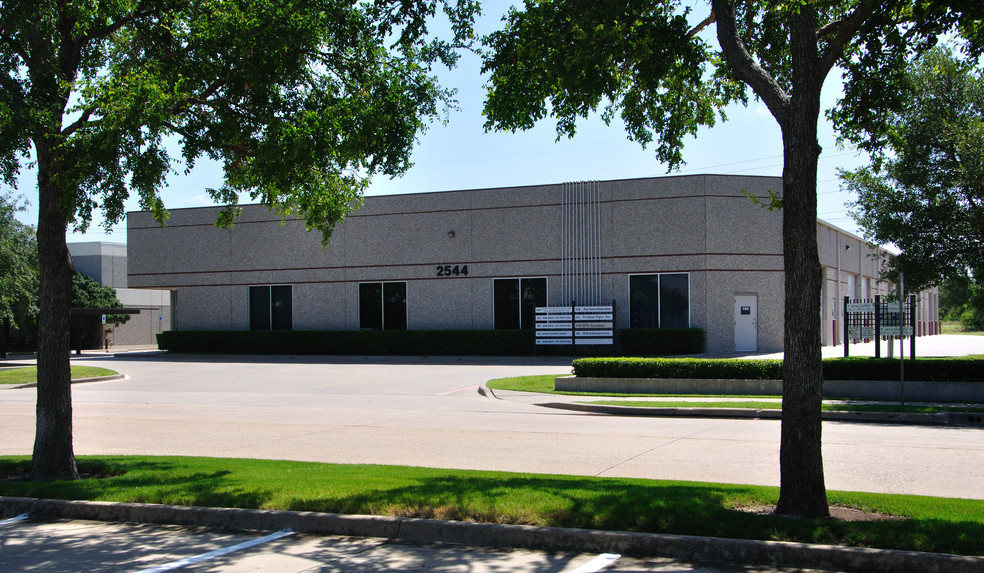 2544 Tarpley Rd, Carrollton, TX for lease - Primary Photo - Image 1 of 6