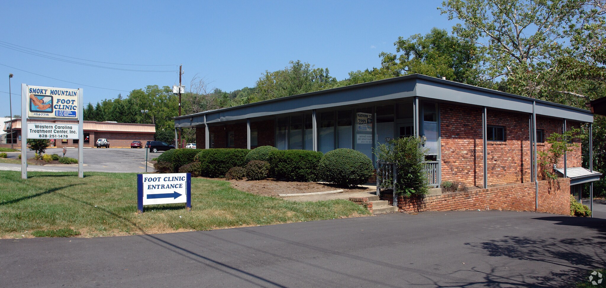 573 Merrimon Ave, Asheville, NC for sale Primary Photo- Image 1 of 1