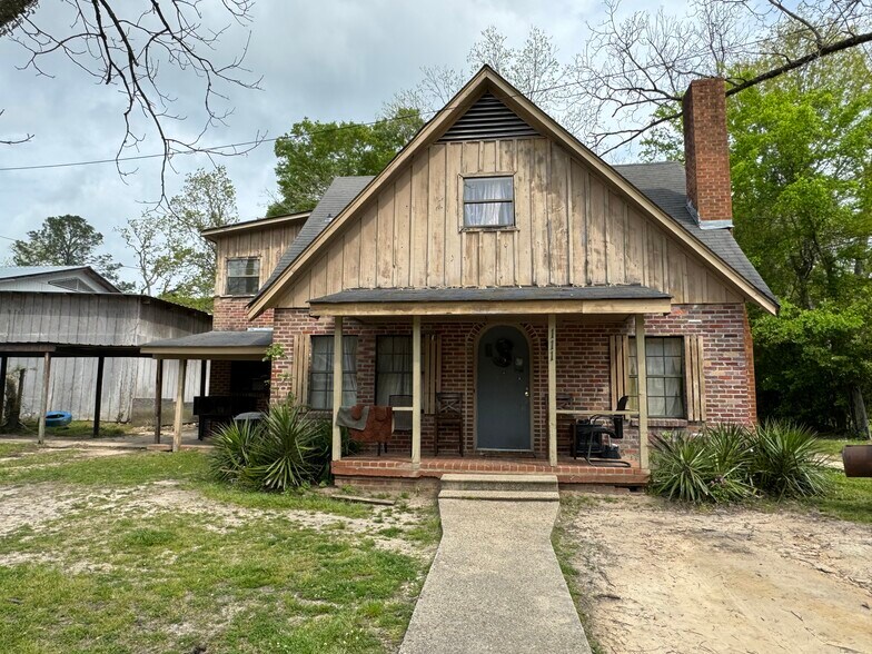 111 Arden St, Laurel, MS for sale - Primary Photo - Image 1 of 1