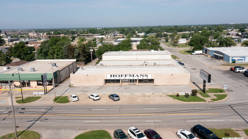 201 S Broadway Ave, Moore, OK for sale - Building Photo - Image 3 of 6